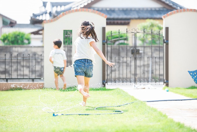 庭剪定で理想の空間をデザインする